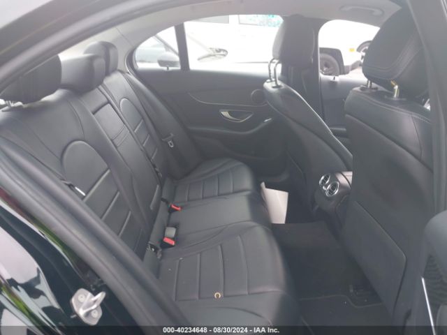 55SWF4JB0HU215390 Mercedes-Benz C 300 Luxury/sport