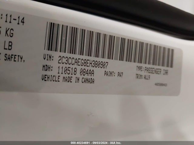 2C3CCAEG8EH380907 Chrysler 300C