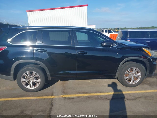 Toyota Highlander Xle V6 2015 5TDKKRFH2FS069685 Image 13