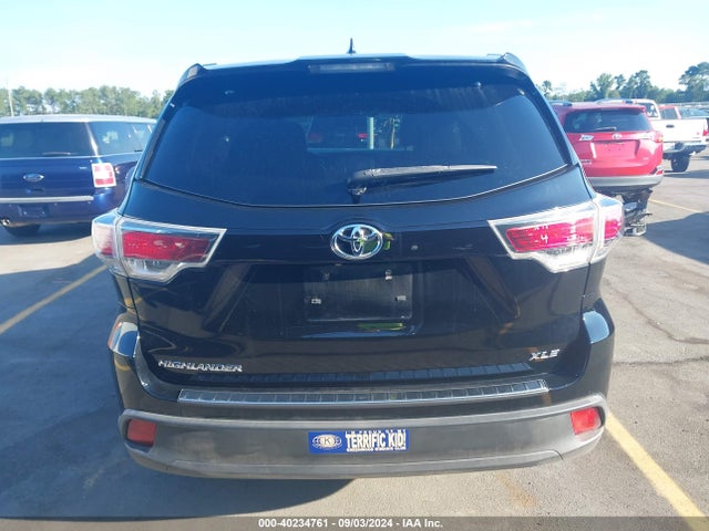 Toyota Highlander Xle V6 2015 5TDKKRFH2FS069685 Image 16