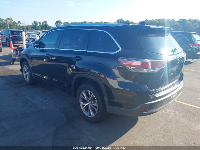 Toyota Highlander Xle V6 2015 5TDKKRFH2FS069685 Image 3
