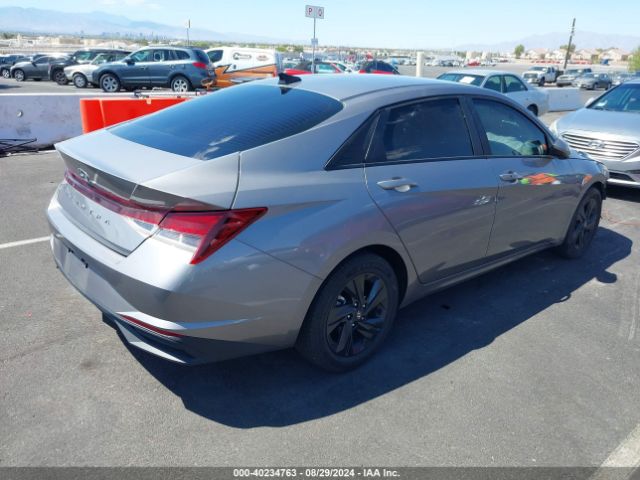 KMHLM4AG7MU194055 Hyundai ELANTRA SEL