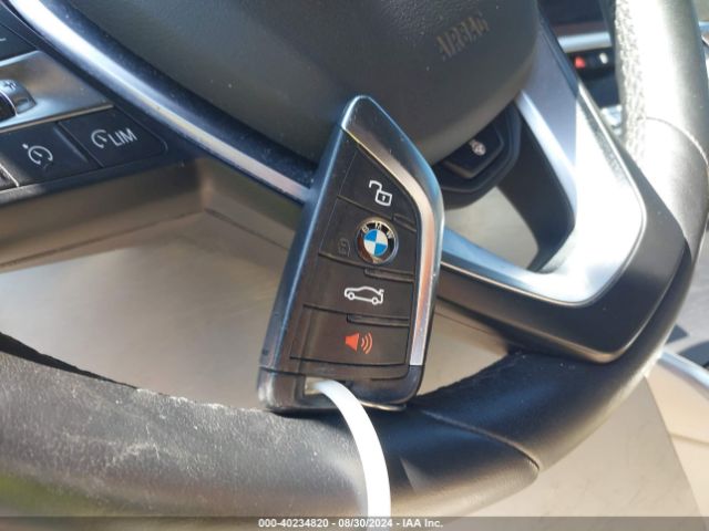 3MW5R1J04M8B82259 BMW 330I