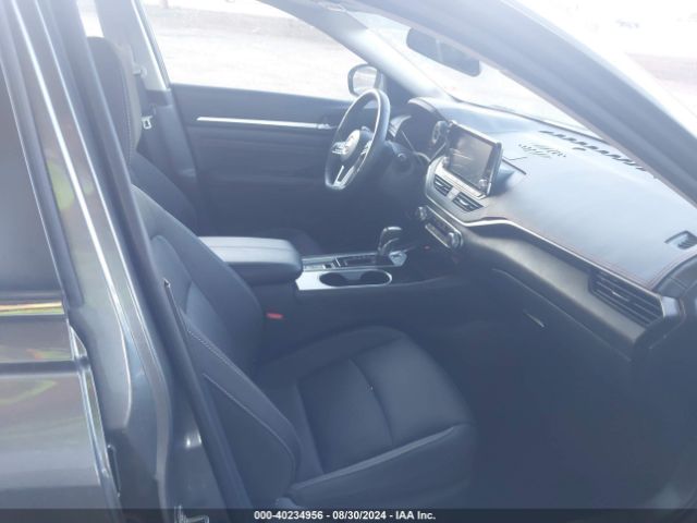 1N4BL4DW2NN396230 Nissan Altima Sv Intelligent Awd