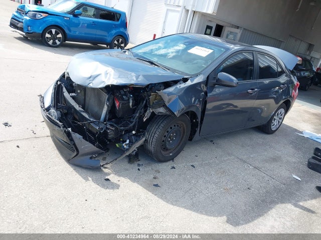 Toyota COROLLA LE 2017 2T1BURHE6HC960751 Image 2
