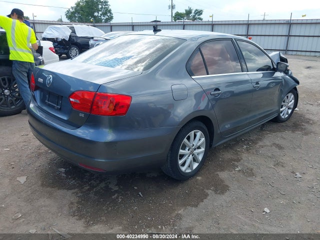3VWD07AJ7EM238799 Volkswagen Jetta 1.8t Se