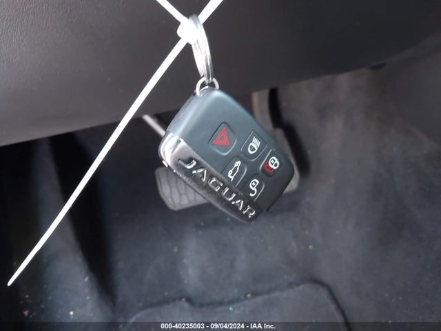 2017 JAGUAR F-PACE SADCJ2BV0HA491579 Photo 10
