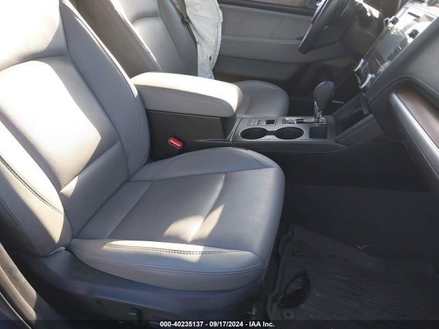 Subaru Outback 2.5i Limited 2018 4S4BSANC8J3347888 Image 5
