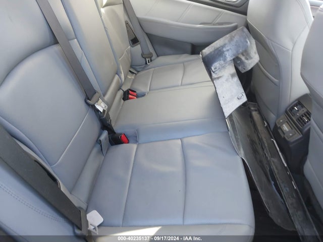 Subaru Outback 2.5i Limited 2018 4S4BSANC8J3347888 Image 8