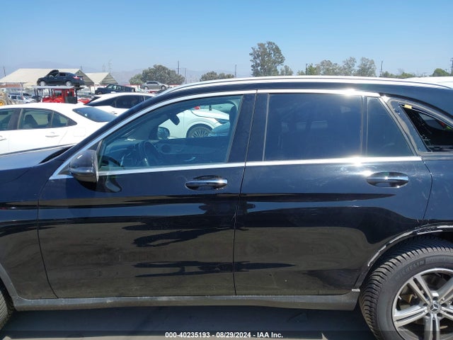 W1N0G8DB3MF869693 Mercedes-Benz Glc 300 Suv