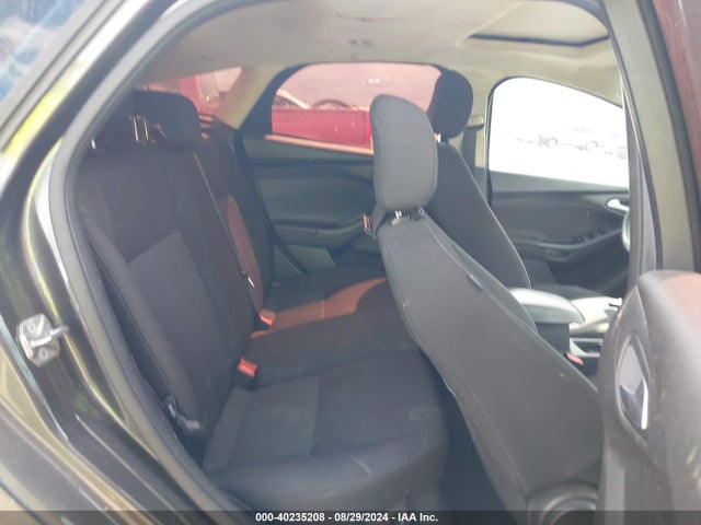 Ford FOCUS SE 2016 1FADP3K22GL216654 Image 8
