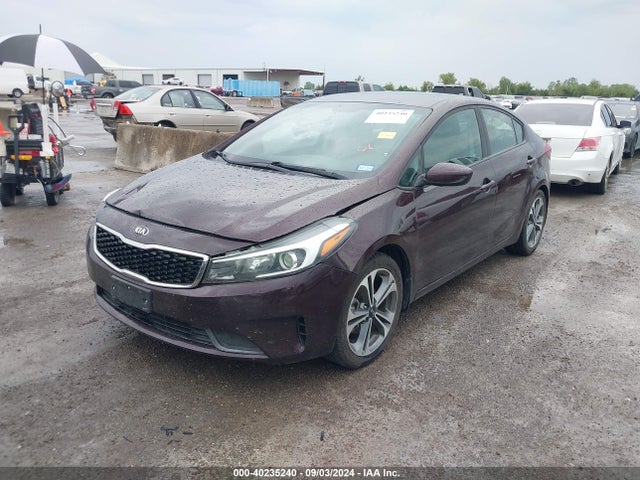 KIA FORTE LX 2017 3KPFL4A70HE151492 Image 2