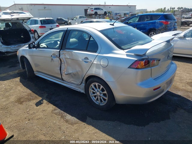 2010 MITSUBISHI LANCER JA32U2FU4AU003933 Photo 2