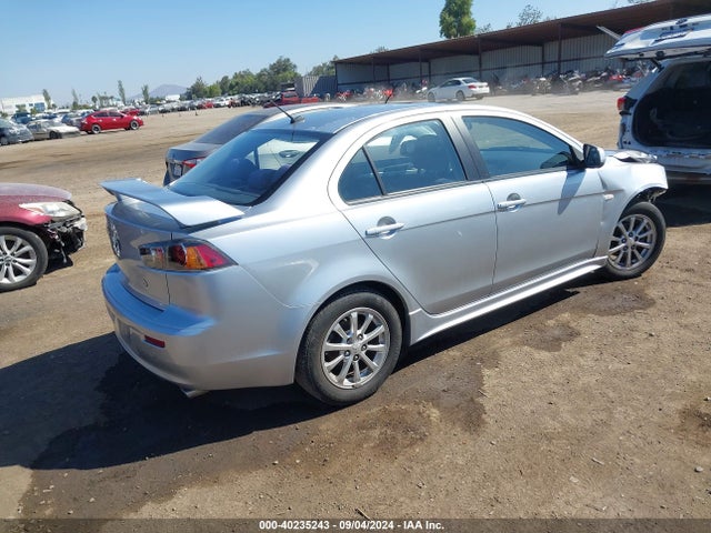 2010 MITSUBISHI LANCER JA32U2FU4AU003933 Photo 3