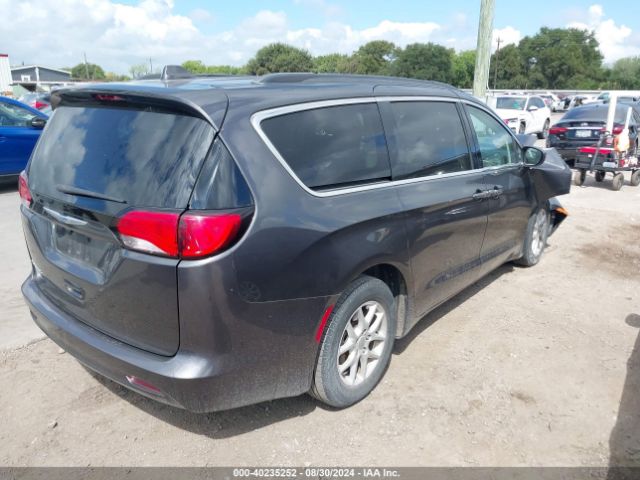 2C4RC1DG8LR182052 Chrysler Voyager Lxi
