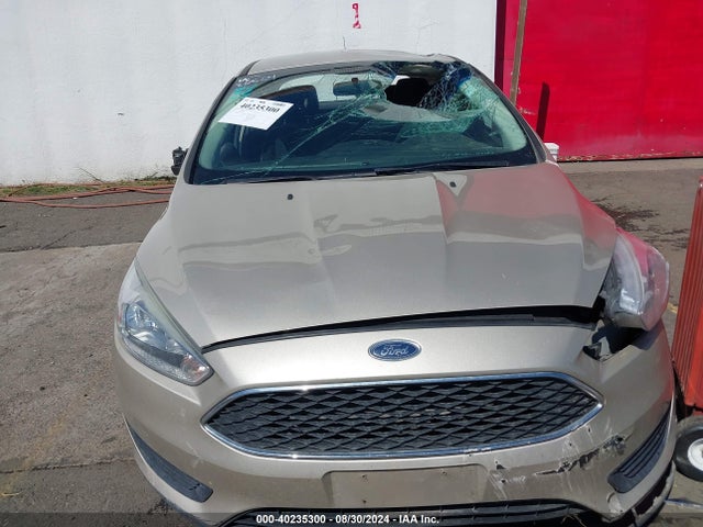 Ford FOCUS SE 2018 1FADP3F27JL288113 Image 6