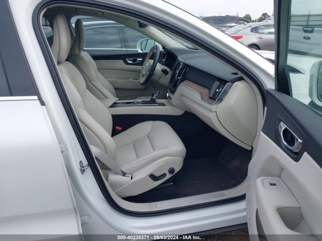 YV4102DK5M1880590 Volvo Xc60 T5 Momentum