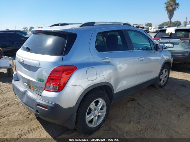 3GNCJLSB2FL256332 Chevrolet Trax Lt