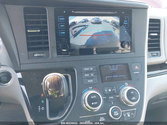 Toyota Sienna Xle 8 Passenger 2015 5TDYK3DC0FS545513 Image 18