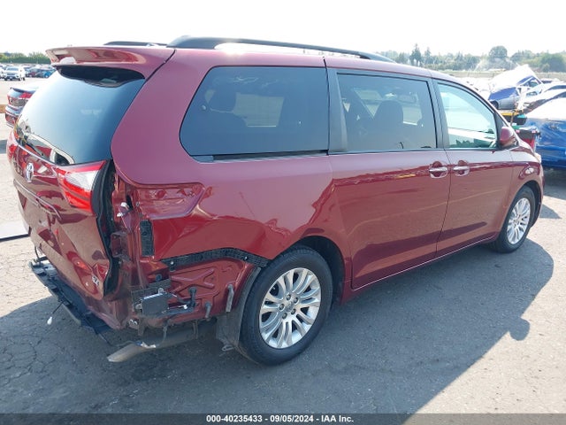 Toyota Sienna Xle 8 Passenger 2015 5TDYK3DC0FS545513 Image 4