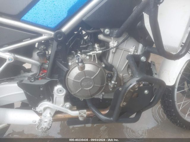2022 APRILIA TUAREG ZD4XBUA0XNS000795 Photo 7