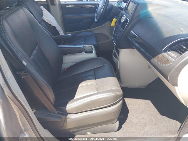 2C4RC1BG8ER259704 Chrysler Town & Country Touring