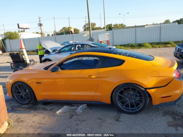 1FA6P8CF9J5175667 Ford Mustang Gt Premium