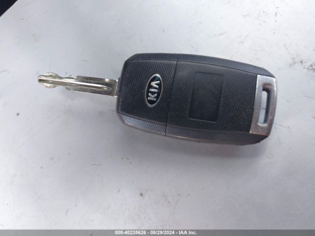 KNAFX4A89E5109372 KIA FORTE EX