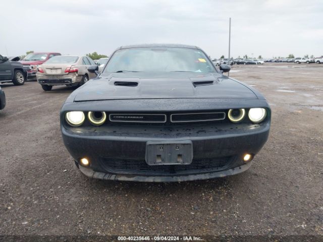 2C3CDZAG6JH111011 Dodge Challenger Sxt Plus