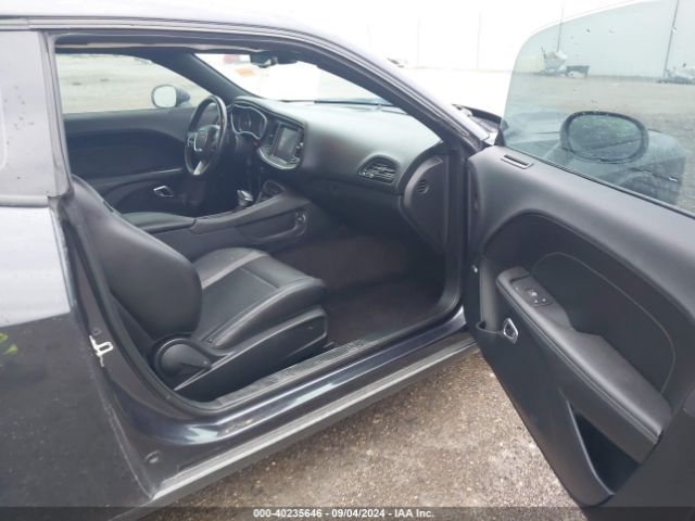 2C3CDZAG6JH111011 Dodge Challenger Sxt Plus