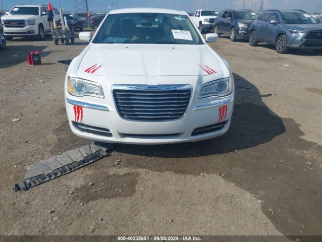 2C3CCAAG6EH328729 Chrysler 300