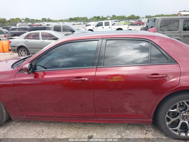 2C3CCABT3JH137422 Chrysler 300 300s