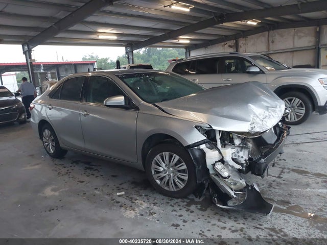 Toyota CAMRY LE 2017 4T1BF1FK3HU347277 Image 1