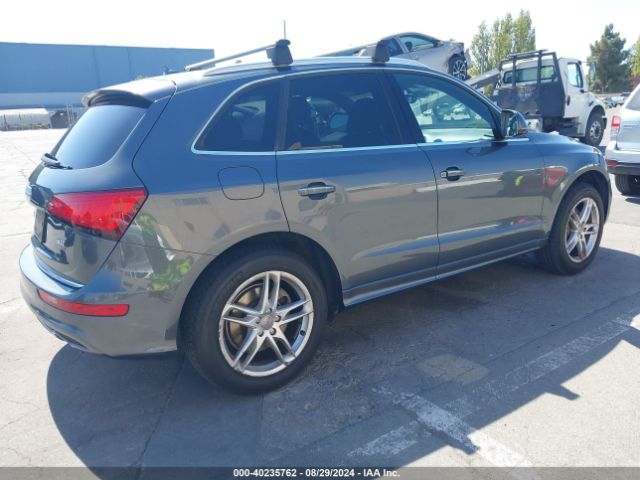 WA1D7AFP0HA045589 Audi Q5 3.0t Premium Plus