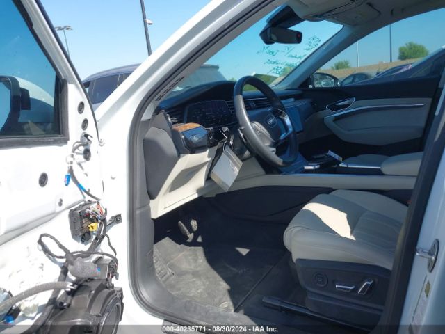 WA1VABGE3KB011317 Audi E-tron Premium Plus