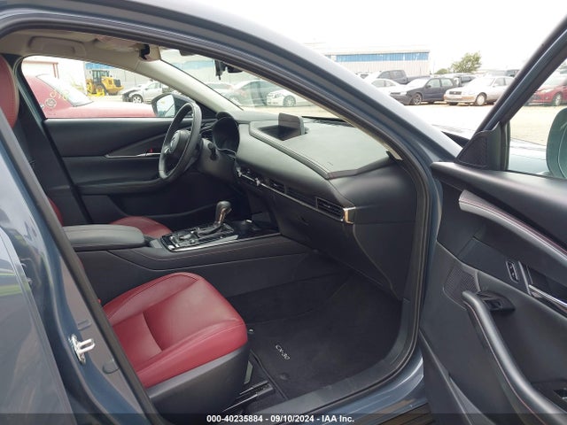 3MVDMBCM0RM651041 Mazda Cx-30 2.5 S Carbon Edition