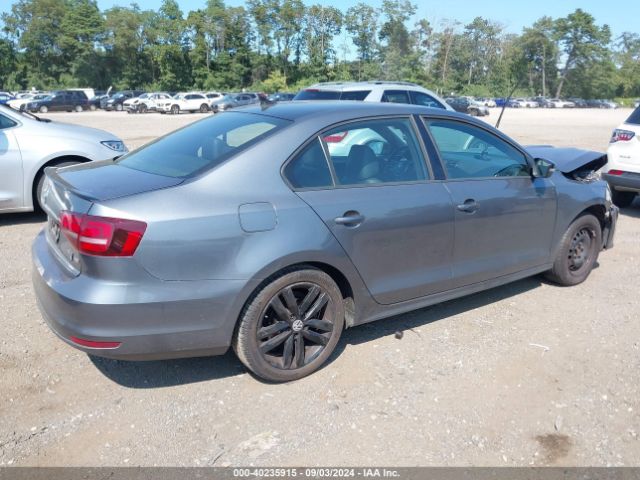 3VWD17AJ4JM229663 Volkswagen Jetta 1.8t Se Sport