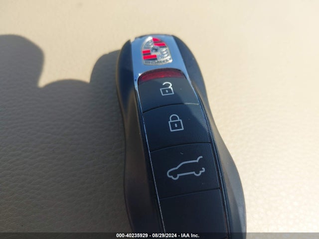 2013 PORSCHE CAYENNE WP1AF2A29DLA31877 Photo 10