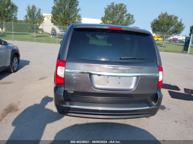 2C4RC1CG2GR119066 Chrysler Town & Country Touring-l