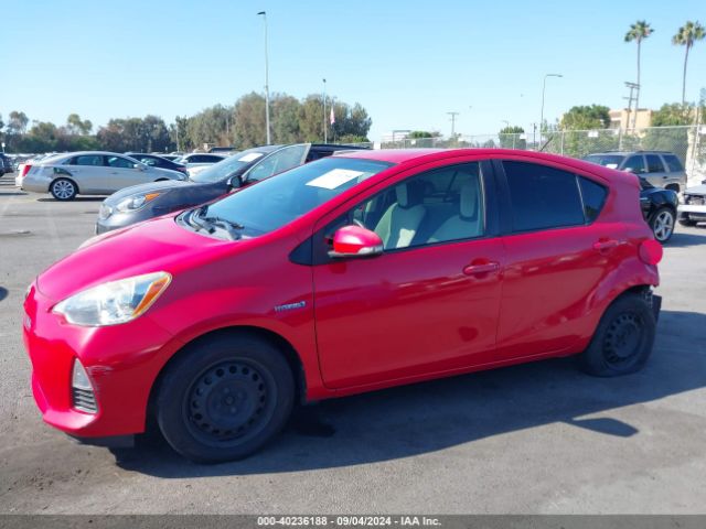 JTDKDTB36E1077513 Toyota Prius C One