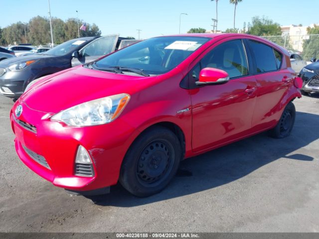 JTDKDTB36E1077513 Toyota Prius C One