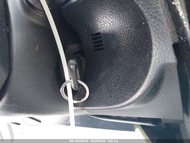 Toyota COROLLA LE 2018 5YFBURHE0JP838991 Image 11