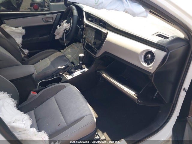 Toyota COROLLA LE 2018 5YFBURHE0JP838991 Image 5