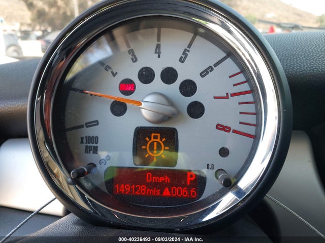 2009 MINI COOPER WMWMF33589TT69383 Photo 6