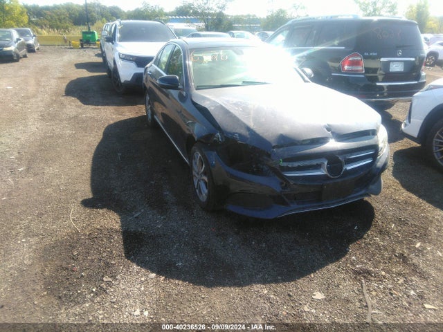 2016 55SWF4KB6GU106476 main image