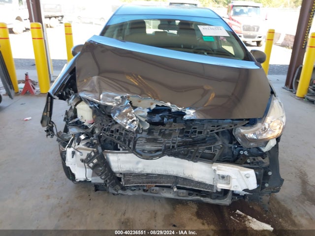 Toyota Prius V Two 2015 JTDZN3EU6FJ030466 Image 19