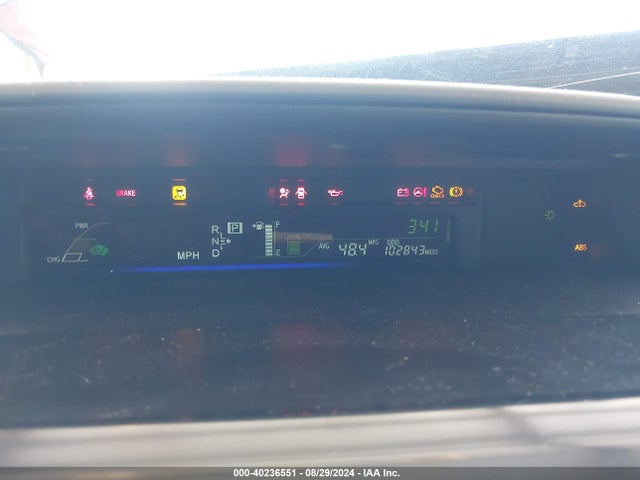 Toyota Prius V Two 2015 JTDZN3EU6FJ030466 Image 7