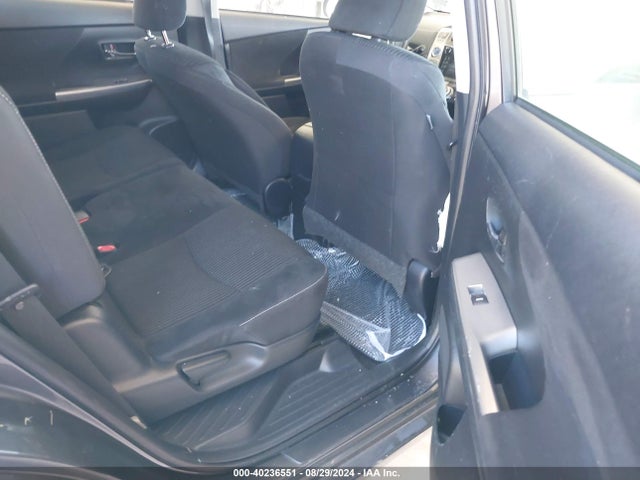 Toyota Prius V Two 2015 JTDZN3EU6FJ030466 Image 8