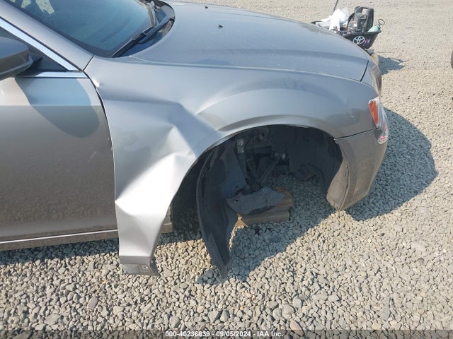 2C3CCAAG0EH286493 Chrysler 300