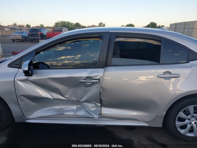 Toyota COROLLA LE 2022 5YFEPMAE6NP368330 Image 14